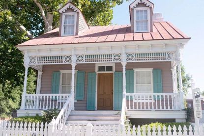 King - Tisdell Cottage